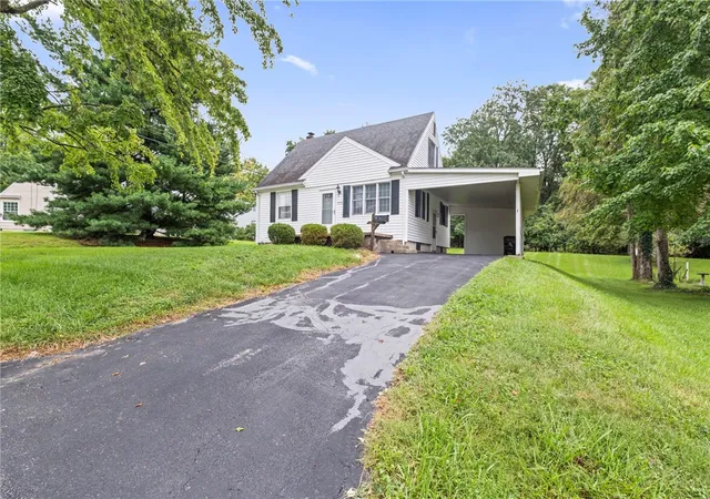 Photo 3 of Single family home for sale at 373 Thelma Ave, Xenia, OH 45385 | MLS# 969609 | Listing updated on 2026-10-10