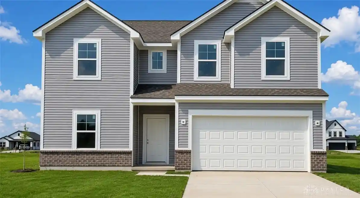 Photo 1 of Sale Pending at 1231 Wind Rock Dr, Tipp City, OH 45373 | MLS# 969697 | Listing updated on 2026-10-23