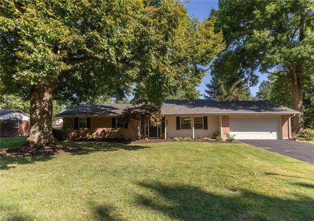 Photo 1 of Single family home for sale at 887 New England Ave, Dayton, OH 45429 | MLS# 969666 | Listing updated on 2026-09-29