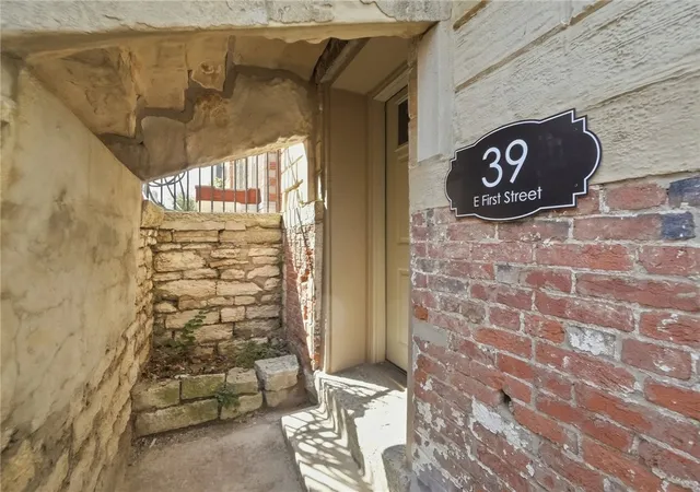 Listing Photo 5 - Condo for sale in building located at 39 E 1st St, Dayton, OH 45402