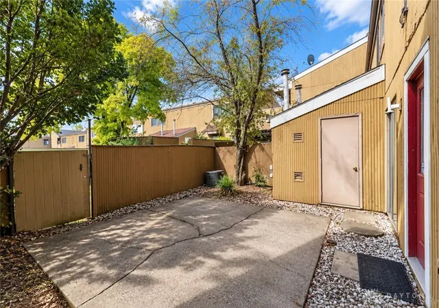 Photo 2 of Condo for sale at 4757 Shaunee Crk Dr, Dayton, OH 45415 | MLS# 969768 | Listing updated on 2026-09-25