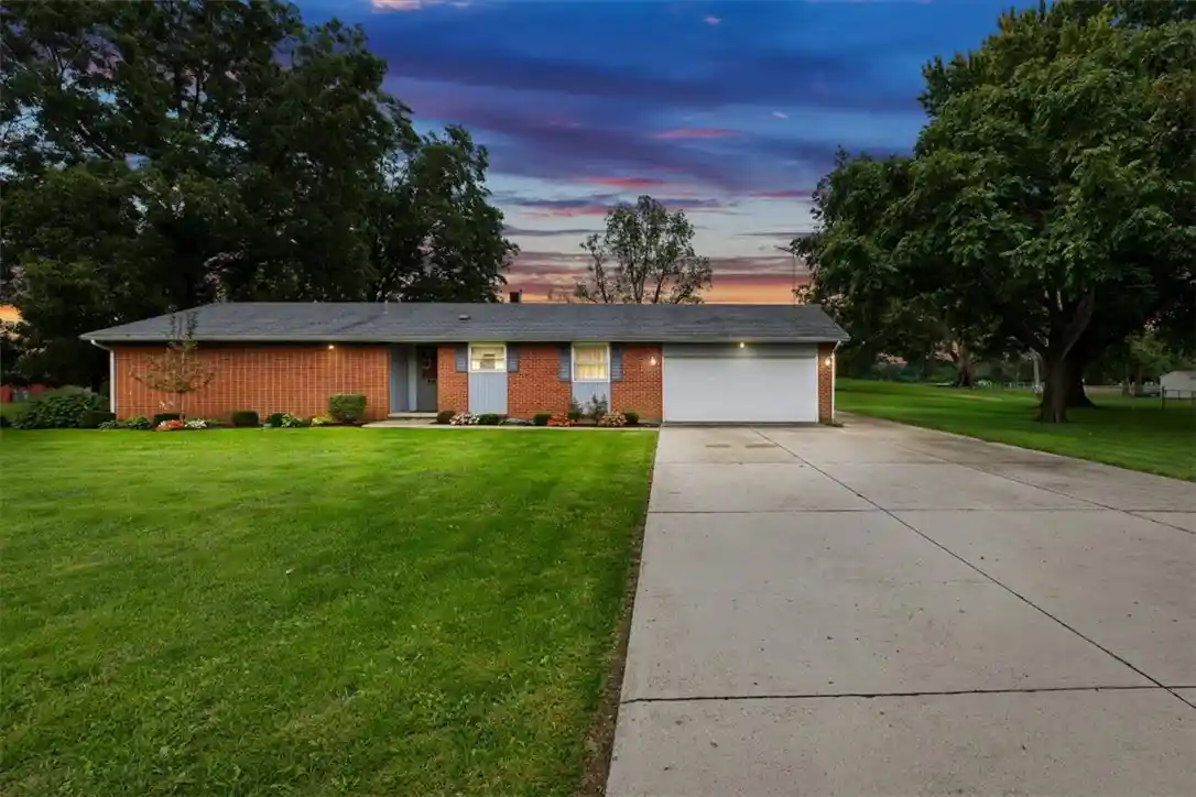Single family home for sale at 5325 David Dr, Tipp City, OH 45371 | MLS# 969638