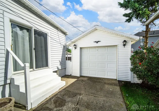 Photo 3 of Sale Pending at 1203 Nicklin Ave, Piqua, OH 45356 | MLS# 969827 | Listing updated on 2026-09-28
