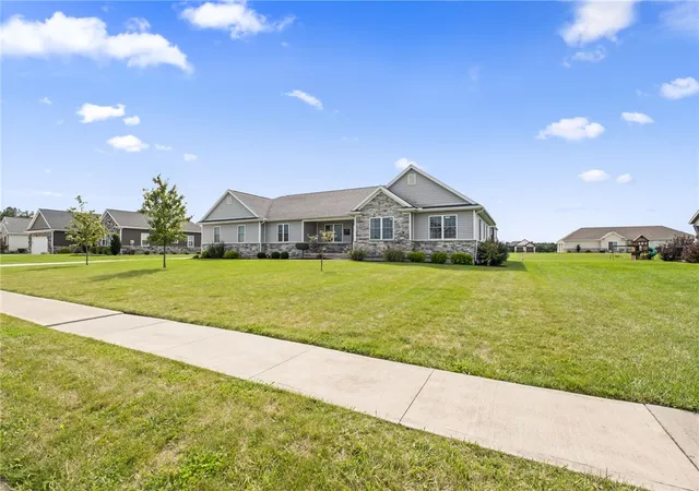 Photo 2 of Single family home for sale at 111 Timber Trl, Anna, OH 45302 | MLS# 969828 | Listing updated on 2026-09-28