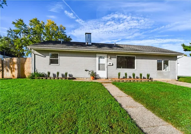 Photo 1 of Single family home for sale at 128 Marchmont Dr, Fairborn, OH 45324 | MLS# 969831 | Listing updated on 2026-09-28