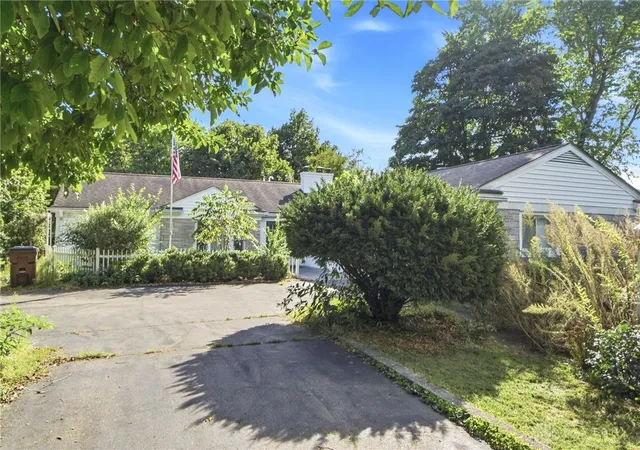 Photo 3 of Sale Pending at 320 Sandhill Rd, Fairborn, OH 45324 | MLS# 969790 | Listing updated on 2026-09-30