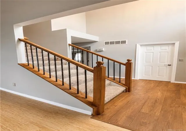 Photo 4 of Single family home for sale at 1210 Whitetail Dr, Fairborn, OH 45324 | MLS# 969855 | Listing updated on 2026-10-11