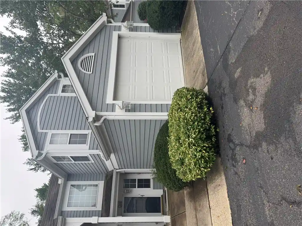 Listing Photo 1 - Condo for sale in 310 Elmwood Dr located at 310 Elmwood Dr, Springboro, OH 45066 - Unit #310