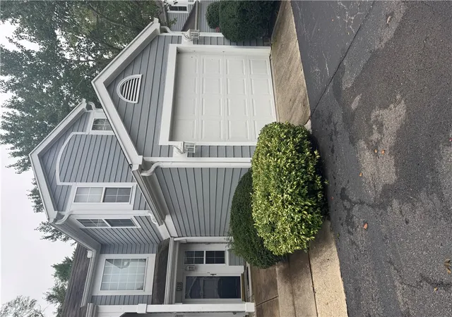 Condo for sale at 310 Elmwood Dr #310, Springboro, OH 45066 | MLS# 969497