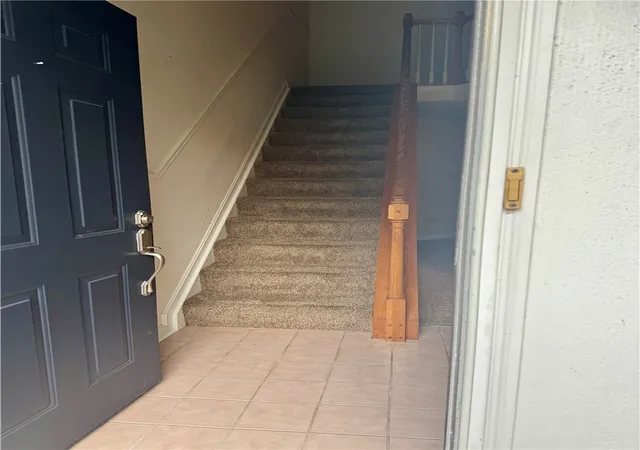Listing Photo 4 - Condo for sale in building located at 310 Elmwood Dr, Springboro, OH 45066 - Unit #310
