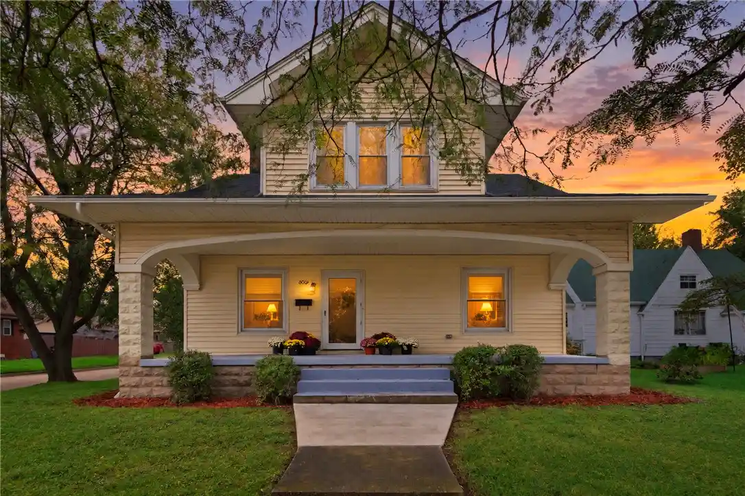 Photo 1 of Single family home for sale at 800 E Main St, Eaton, OH 45320 | MLS# 969636 | Listing updated on 2026-10-20