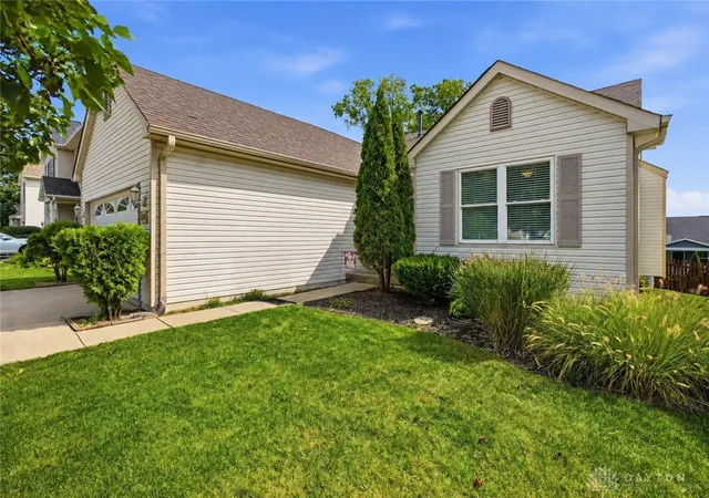 Photo 1 of Single family home for sale at 5626 Autumn Dr, Middletown, OH 45042 | MLS# 968375 | Listing updated on 2026-10-09
