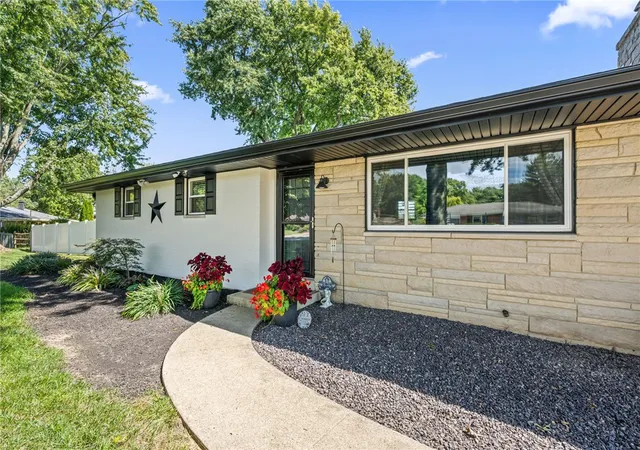 Photo 2 of Single family home for sale at 112 Summerhaven Rd, Dayton, OH 45440 | MLS# 970050 | Listing updated on 2026-10-05