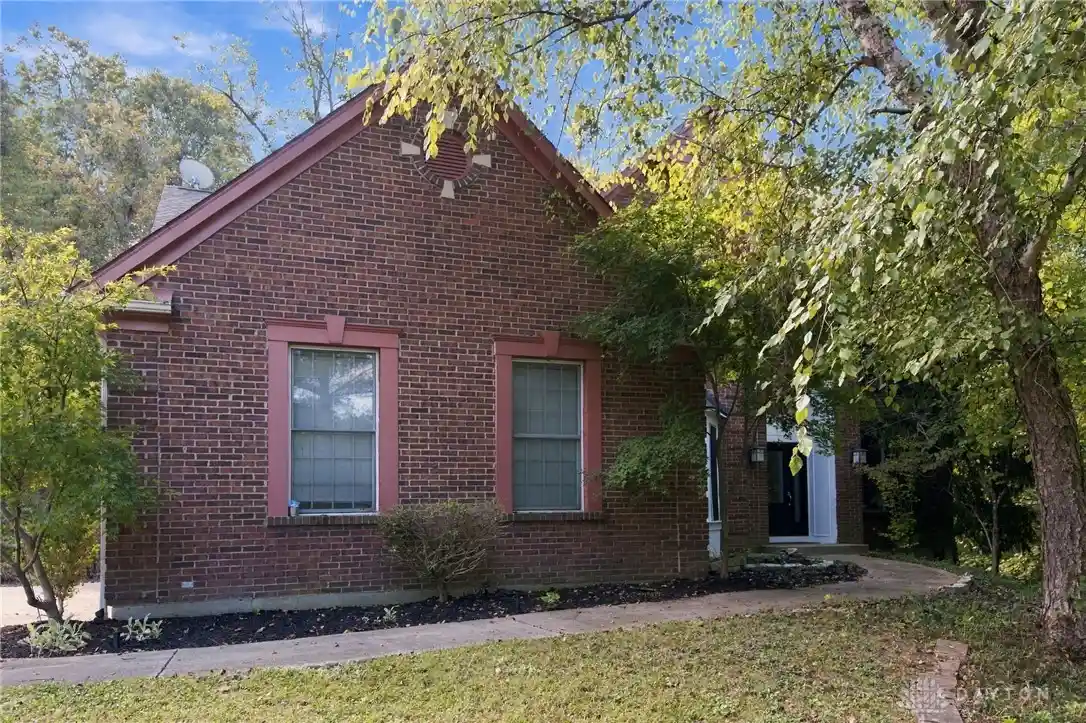Photo 1 of Sale Pending at 709 Deer Trl Ct, Loveland, OH 45140 | MLS# 970075 | Listing updated on 2026-10-12