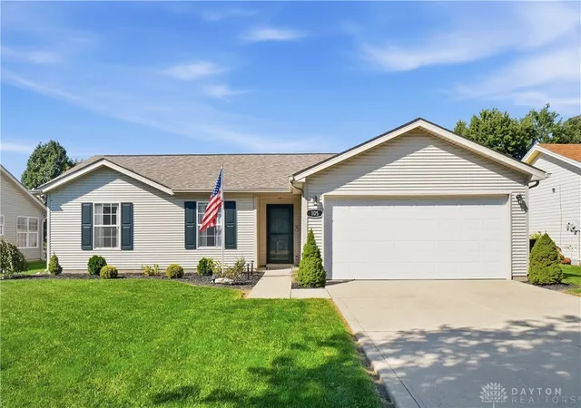 Photo 1 of Single family home for sale at 105 Kentucky Ave, Wilmington, OH 45177 | MLS# 970080 | Listing updated on 2026-09-30
