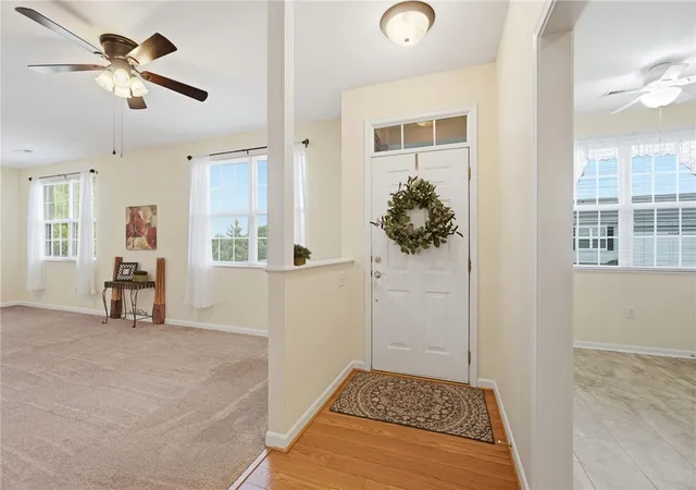 Listing Photo 5 - Condo for sale in building located at 3046 Elmbrook Wy, Beavercreek, OH 45431