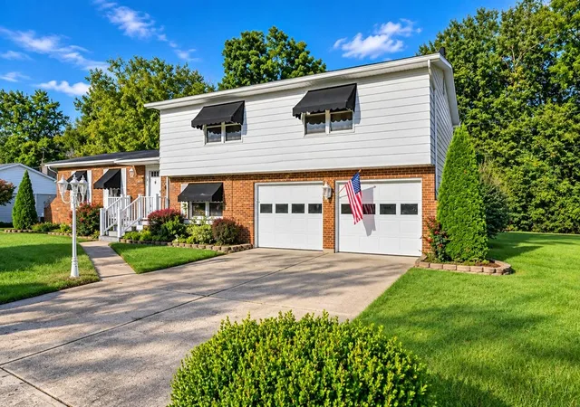 Photo 1 of Sale Pending at 2807 Rensselaer St, Springfield, OH 45503 | MLS# 969954 | Listing updated on 2026-10-01