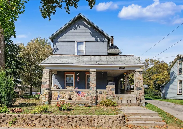 Photo 1 of Single family home for sale at 709 W Market St, Troy, OH 45373 | MLS# 969892 | Listing updated on 2026-10-09