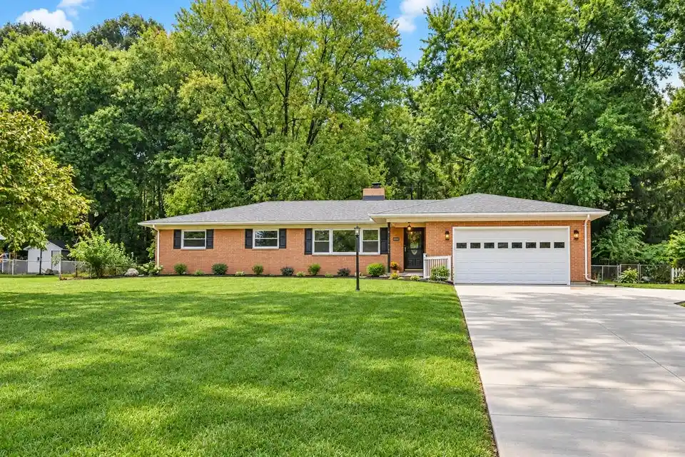 Photo 1 of Single family home for sale at 3400 Cambridge Dr, Springfield, OH 45503 | MLS# 969739 | Listing updated on 2026-10-19