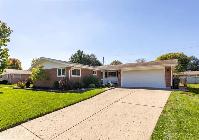 Photo 2 of Single family home for sale at 1820 Tahoe Dr, Xenia, OH 45385 | MLS# 970094 | Listing updated on 2026-10-05