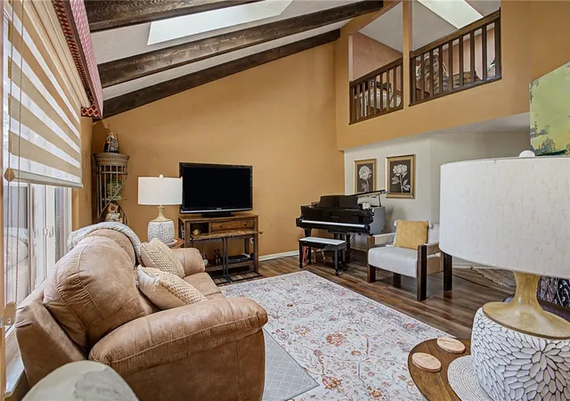 Listing Photo 4 - Condo for sale in building located at 755 Hidden Cir, Dayton, OH 45458