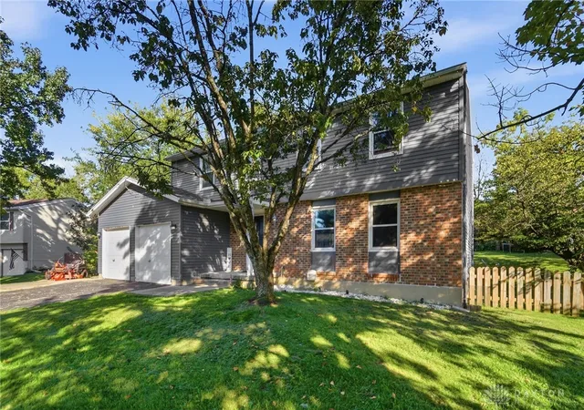 Single family home for sale at 4171 Golden Eagle Ct, Beavercreek, OH 45430 | MLS# 970128