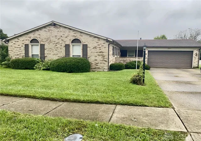 Photo 1 of Single family home for sale at 1220 Nassau Dr, Miamisburg, OH 45342 | MLS# 970186 | Listing updated on 2026-10-01