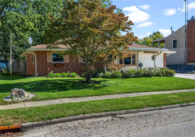 Photo 2 of Single family home for sale at 1613 Wigwam Trl, Xenia, OH 45385 | MLS# 970144 | Listing updated on 2026-10-09
