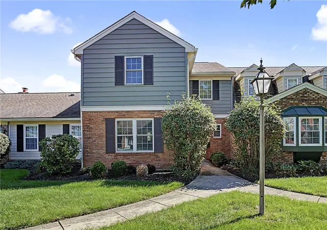 Listing Photo 1 - Condo for sale in building located at 7789 Thomas Jefferson Ln, Dayton, OH 45459