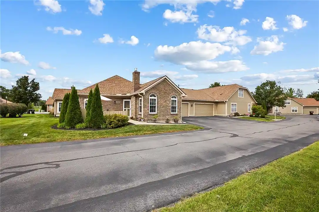 Photo 1 of Sale Pending at 2803 Austin Pl, Dayton, OH 45431 | MLS# 970196 | Listing updated on 2026-10-27