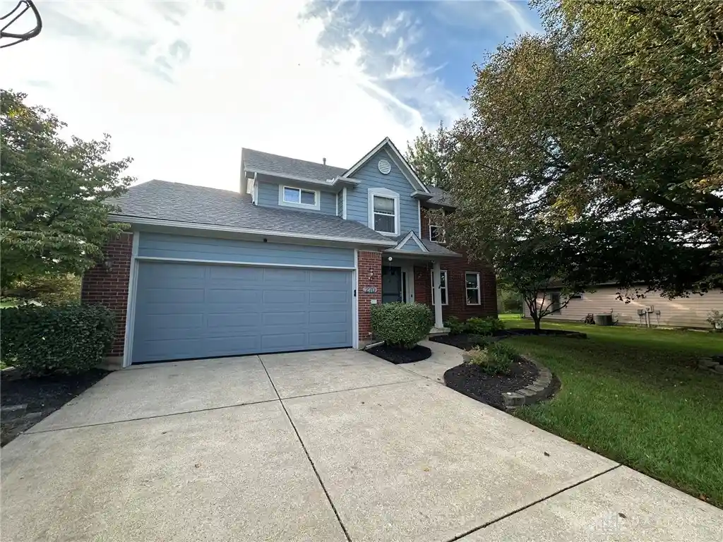 Photo 1 of Sale Pending at 270 Lakeside Dr, Springboro, OH 45066 | MLS# 968635 | Listing updated on 2026-10-17