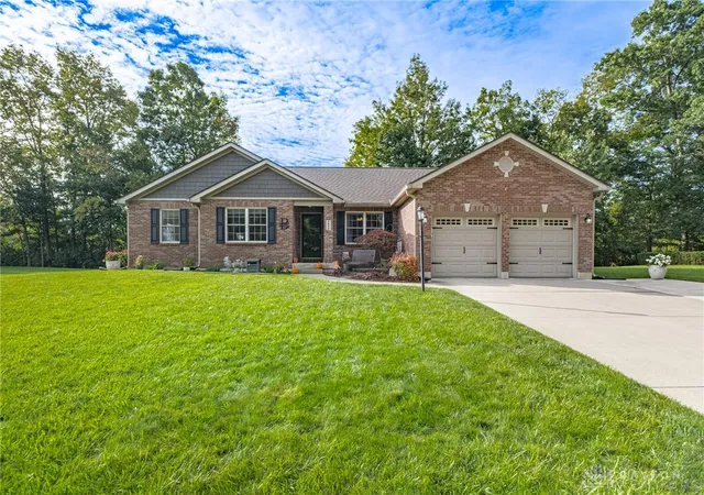 Photo 1 of Single family home for sale at 2860 Wooden Ln, Troy, OH 45373 | MLS# 970055 | Listing updated on 2026-10-05