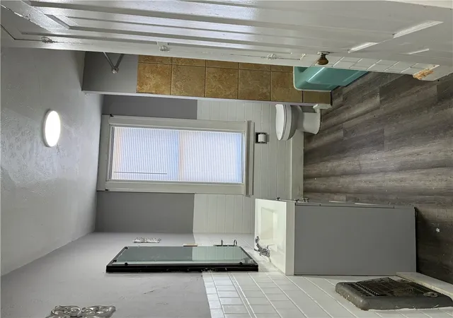 Photo 9 of Sale Pending at 908 Washington Ave, Piqua, OH 45356 | MLS# 970183 | Listing updated on 2026-10-04