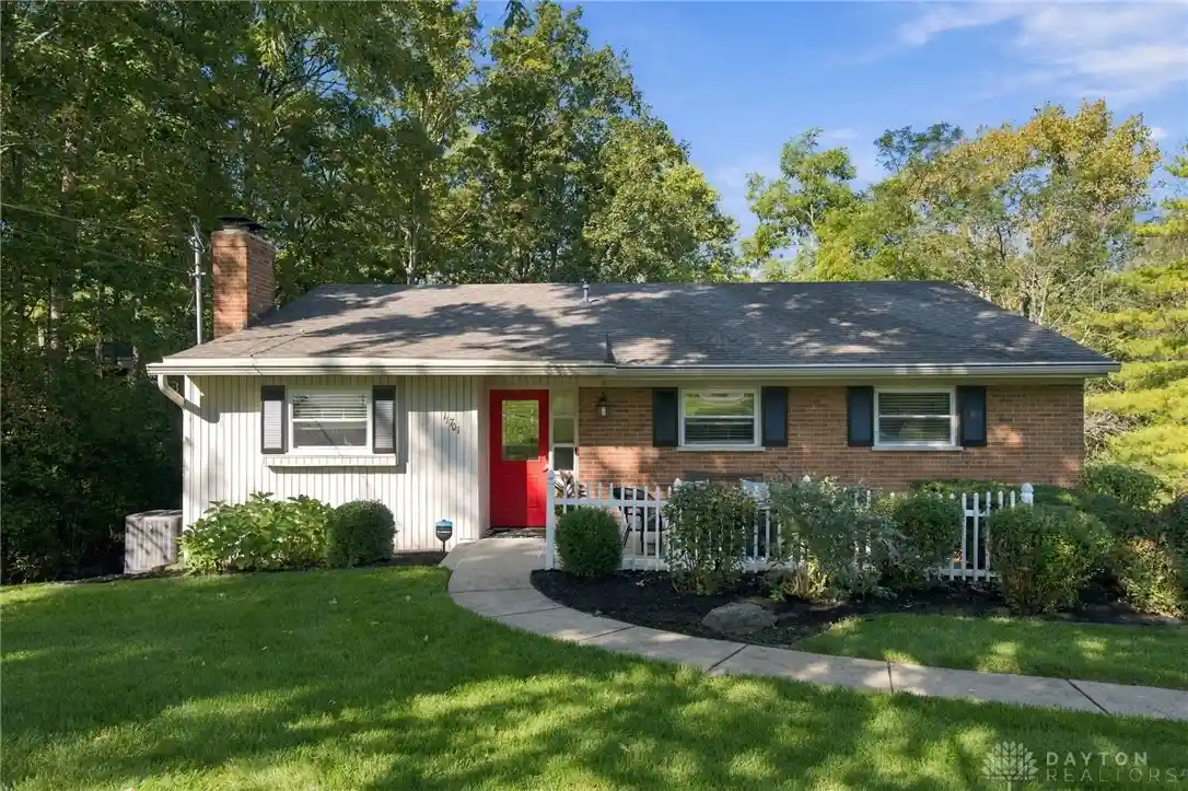 Photo 1 of Sale Pending at 11701 Thistlehill Dr, Loveland, OH 45140 | MLS# 970268 | Listing updated on 2026-10-12