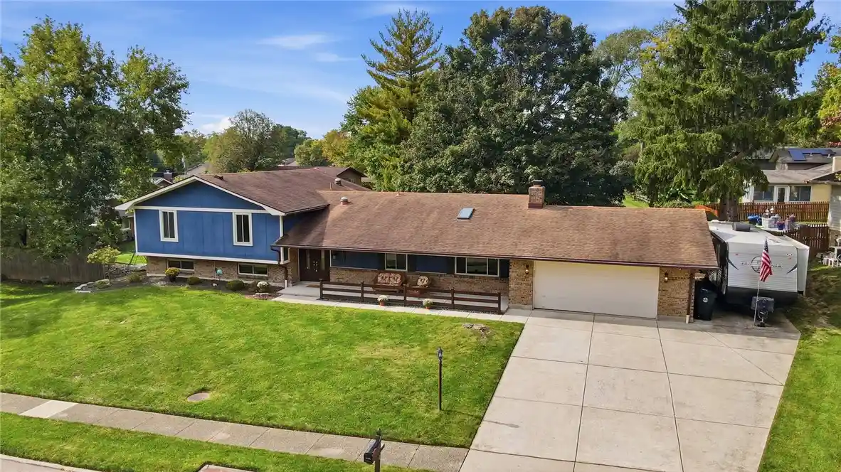 Photo 1 of Single family home for sale at 7680 John Elwood Dr, Dayton, OH 45459 | MLS# 969761 | Listing updated on 2026-10-16