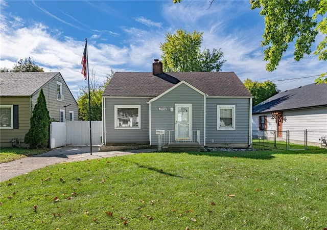 Photo 1 of Sale Pending at 2904 Goldman Ave, Middletown, OH 45044 | MLS# 970374 | Listing updated on 2026-10-10