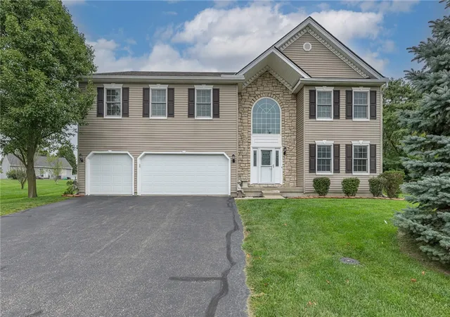 Single family home for sale at 834 Willowbrook Dr, Monroe, OH 45050 | MLS# 970284