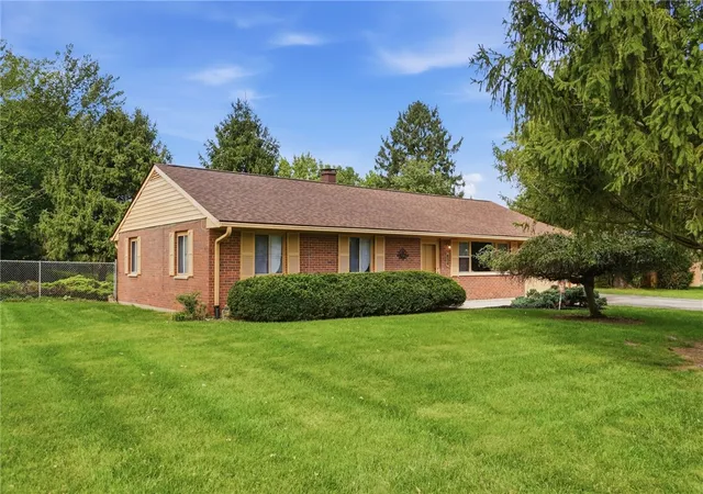 Photo 3 of Single family home for sale at 634 Omar Cir, Yellow Springs, OH 45387 | MLS# 970184 | Listing updated on 2026-10-05