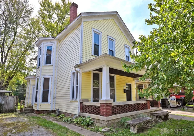 Photo 2 of Single family home for sale at 153 W 3rd Street, Xenia, OH 45385 | MLS# 970480 | Listing updated on 2026-10-06