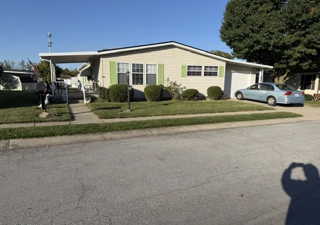 Photo 1 of Sale Pending at 135 S Point Dr, Fairborn, OH 45324 | MLS# 970483 | Listing updated on 2026-10-08