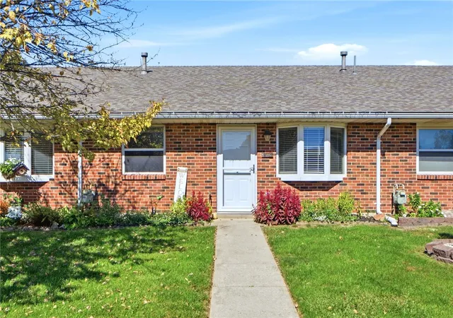 Photo 2 of Sale Pending at 1642 Sierra Ave, Springfield, OH 45503 | MLS# 970488 | Listing updated on 2026-10-11