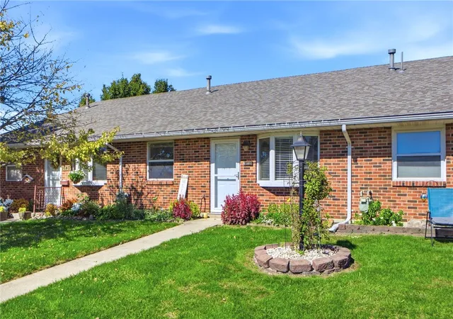 Photo 3 of Sale Pending at 1642 Sierra Ave, Springfield, OH 45503 | MLS# 970488 | Listing updated on 2026-10-11