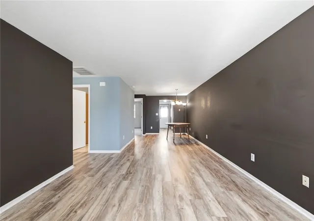 Listing Photo 5 - Condo for sale in building located at 1642 Sierra Ave, Springfield, OH 45503
