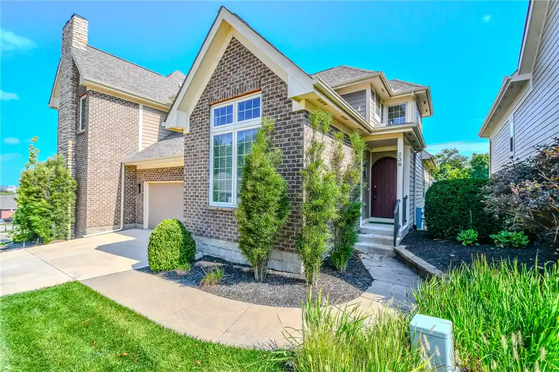 Single family home for sale at 238 Pointe Oakwood Way, Oakwood, OH 45409 | MLS# 970423