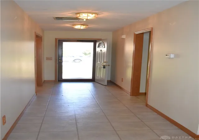 Photo 3 of Townhouse for sale at 2104 Indian Ridge Dr, Piqua, OH 45356 | MLS# 970556 | Listing updated on 2026-10-07