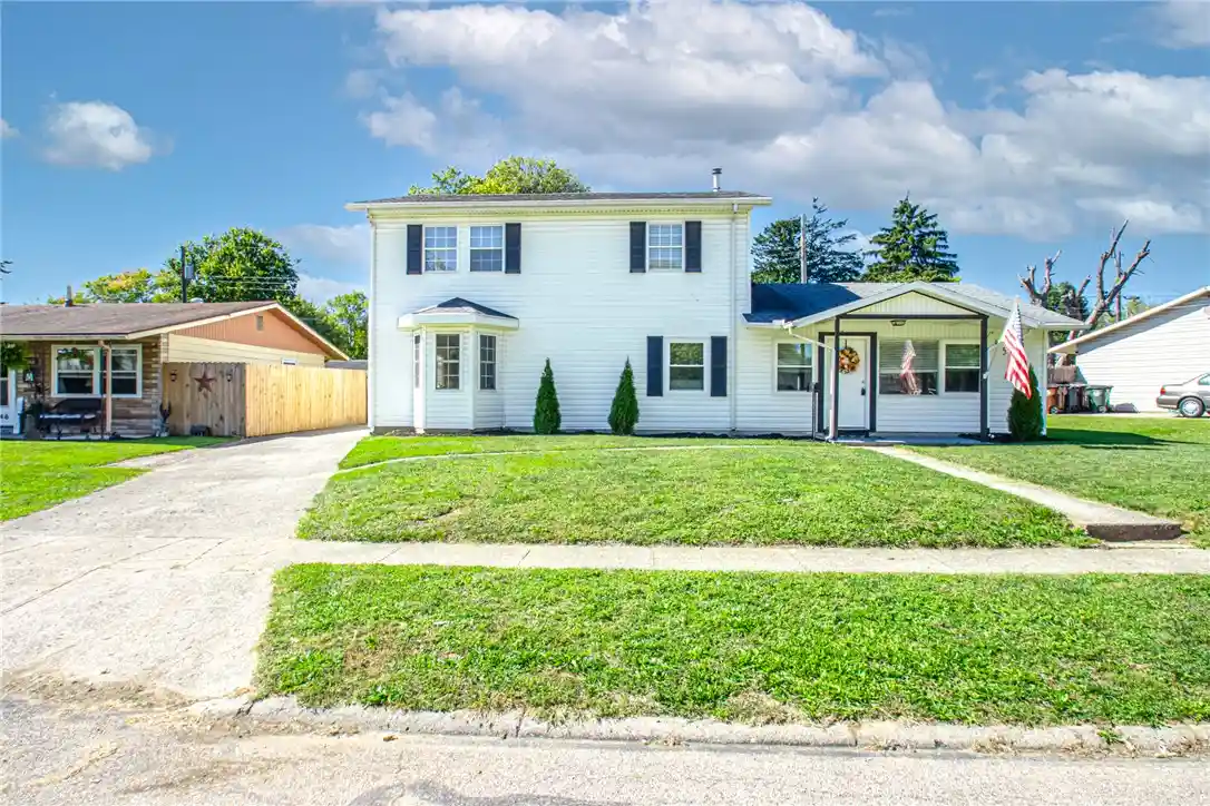 Photo 1 of Sale Pending at 1560 Bowman Dr, Xenia, OH 45385 | MLS# 970579 | Listing updated on 2026-10-16