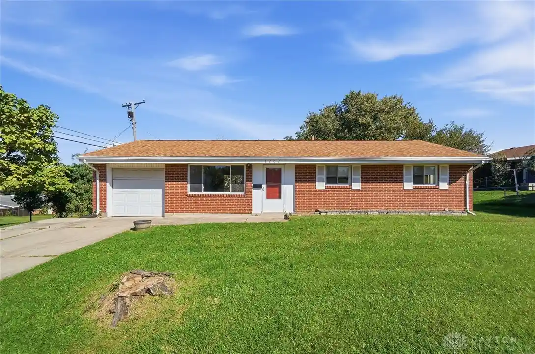 Photo 1 of Single family home for sale at 1209 Hastings Dr, Miamisburg, OH 45342 | MLS# 970482 | Listing updated on 2026-10-28