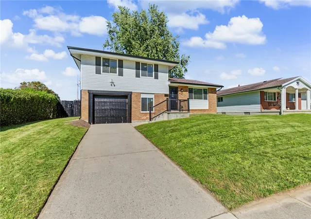 Photo 1 of Single family home for sale at 5141 Retford Dr, Dayton, OH 45417 | MLS# 970463 | Listing updated on 2026-10-10