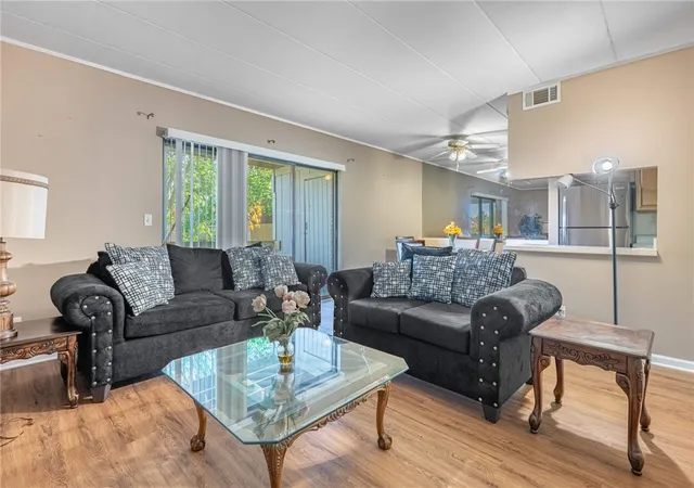 Listing Photo 1 - Condo for sale in building located at 1008 Lookout Trl, West Carrollton, OH 45449 - Unit #C