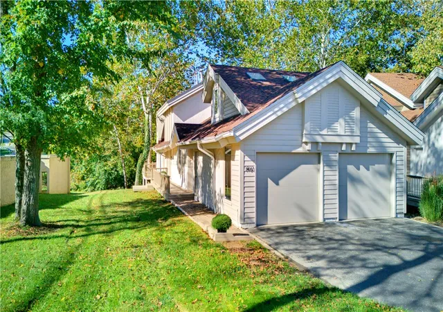 Photo 1 of Single family home for sale at 1460 W Alex Bell Rd, Dayton, OH 45459 | MLS# 970663 | Listing updated on 2026-10-30
